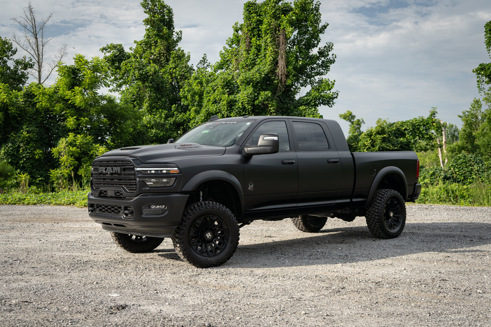 New 2026 RAM 2500 Laramie w/ Night Edition AWD/4WD image 4