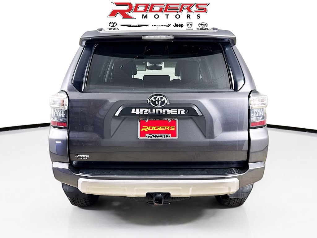 Certified 2019 Toyota 4Runner TRD Off-Road Premium AWD/4WD image 12
