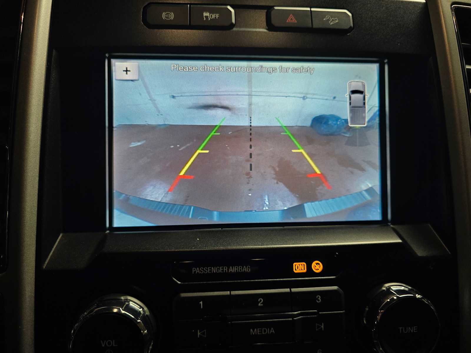 Used 2019 Ford F250 Lariat w/ Lariat Value Package image 31