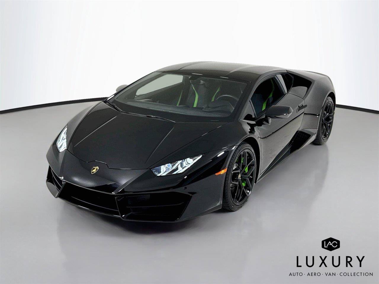Used 2017 Lamborghini Huracan LP 580-2 RWD image 3
