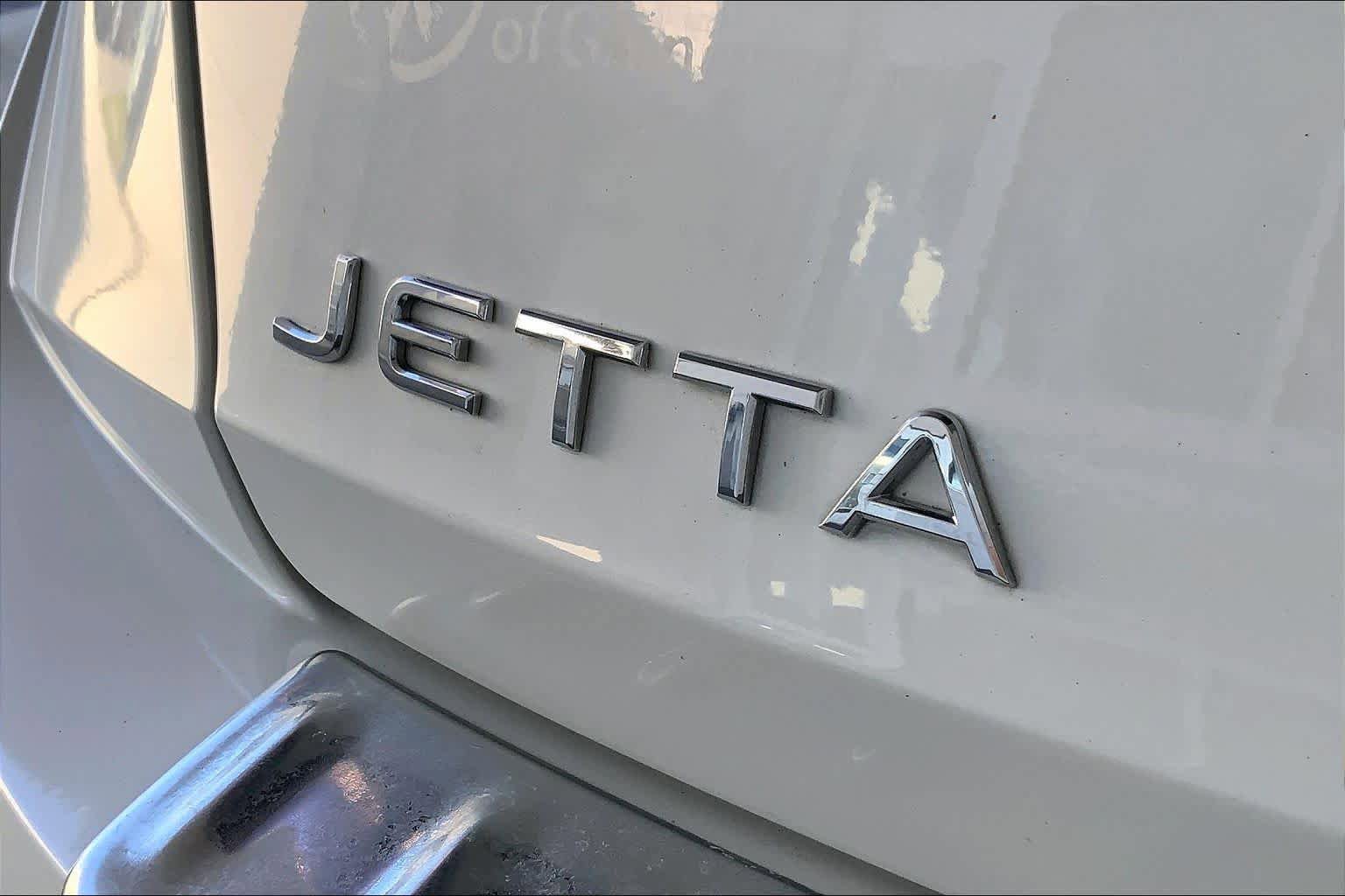 Used 2023 Volkswagen Jetta SEL FWD image 33