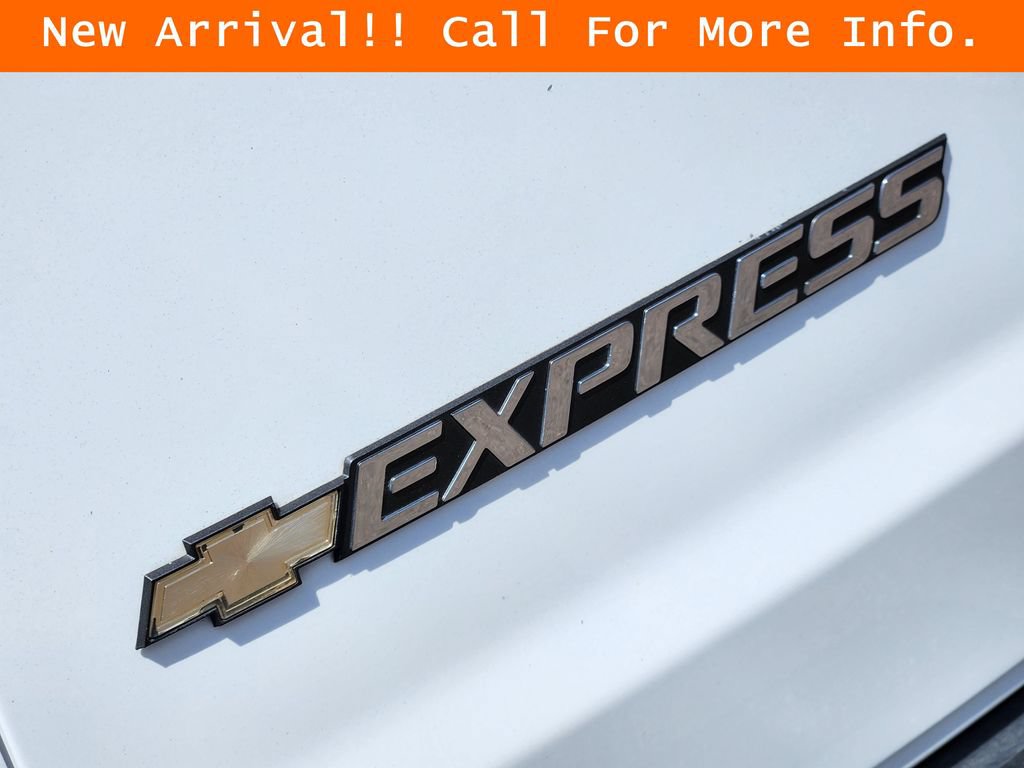 Used 2019 Chevrolet Express 3500 LT w/ LT Preferred Equipment Group RWD image 7