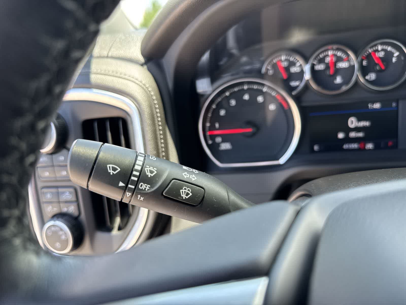Used 2022 Chevrolet Silverado 1500 RST AWD/4WD image 34