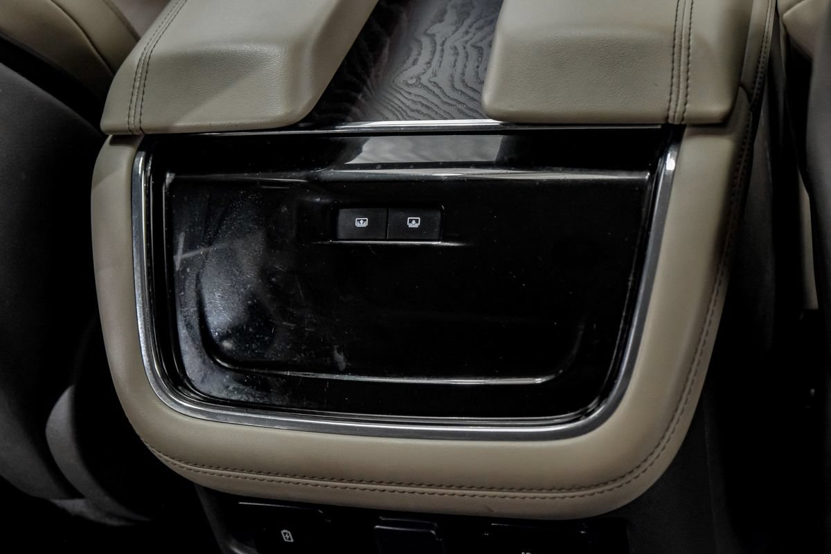 Used 2022 Lincoln Navigator L Reserve AWD/4WD image 36