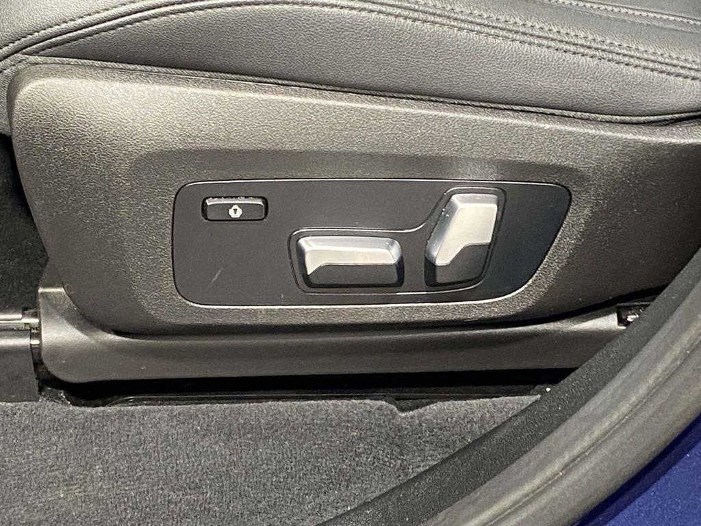 Used 2019 BMW X3 sDrive30i w/ Driving Assistance Package RWD image 17