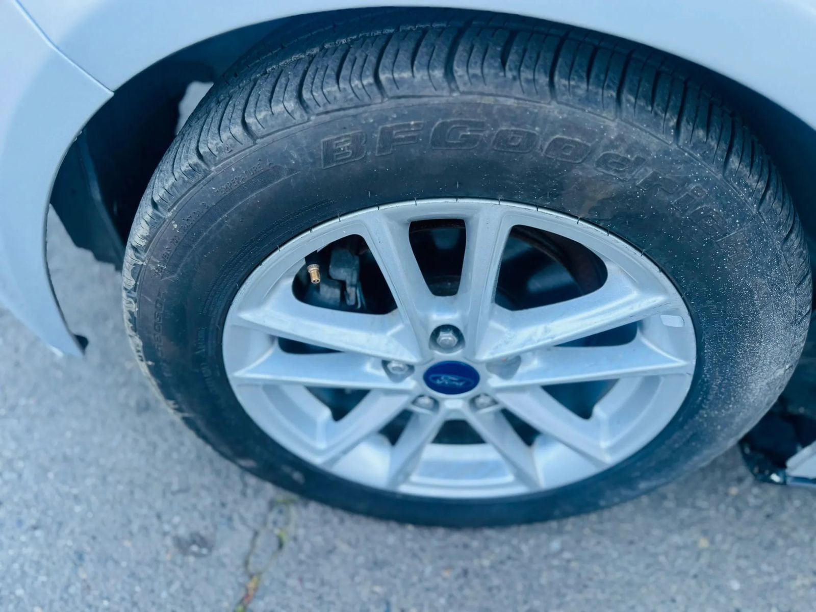 Used 2016 Ford Focus SE FWD image 18