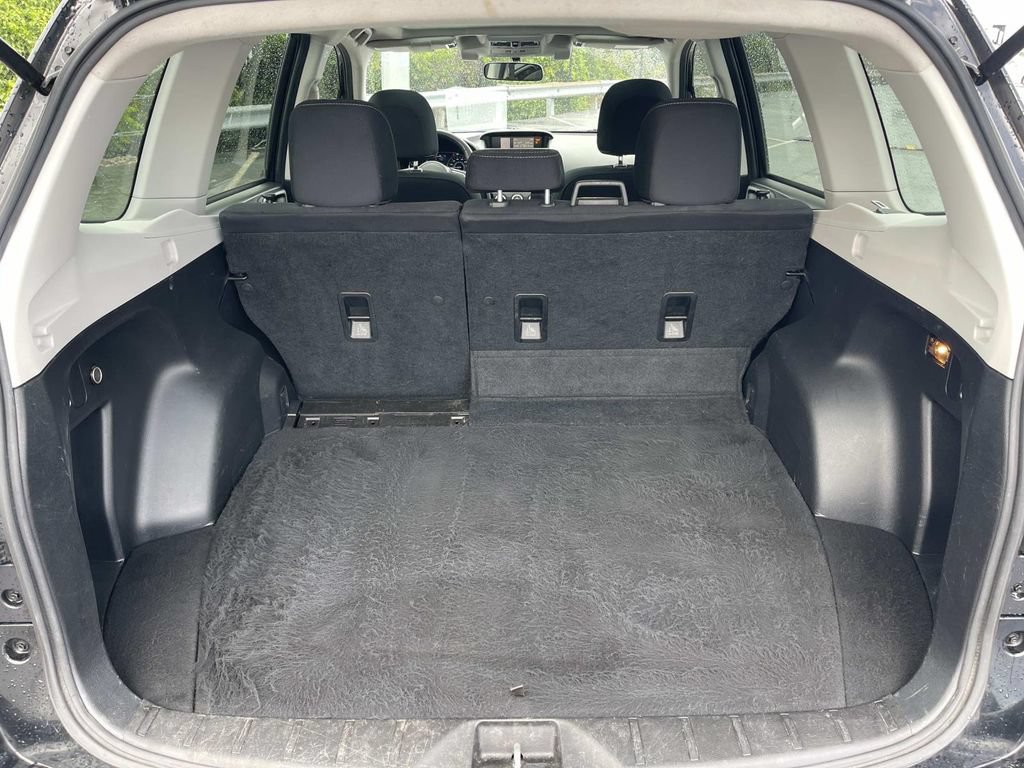 Used 2018 Subaru Forester 2.5i Premium AWD/4WD image 12