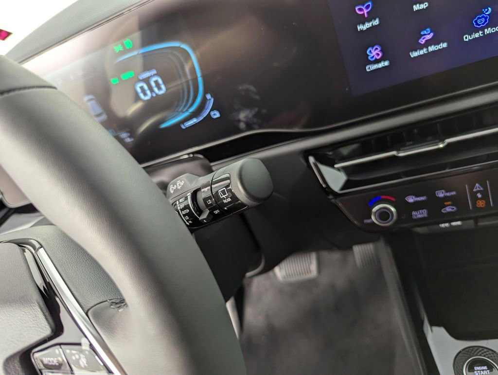 New 2025 Kia Niro SX image 23