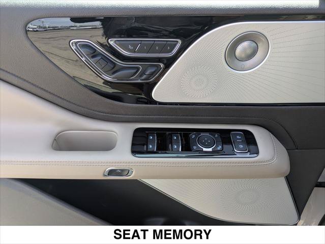 Used 2024 Lincoln Aviator Reserve w/ Equipment Group 201A AWD/4WD image 10