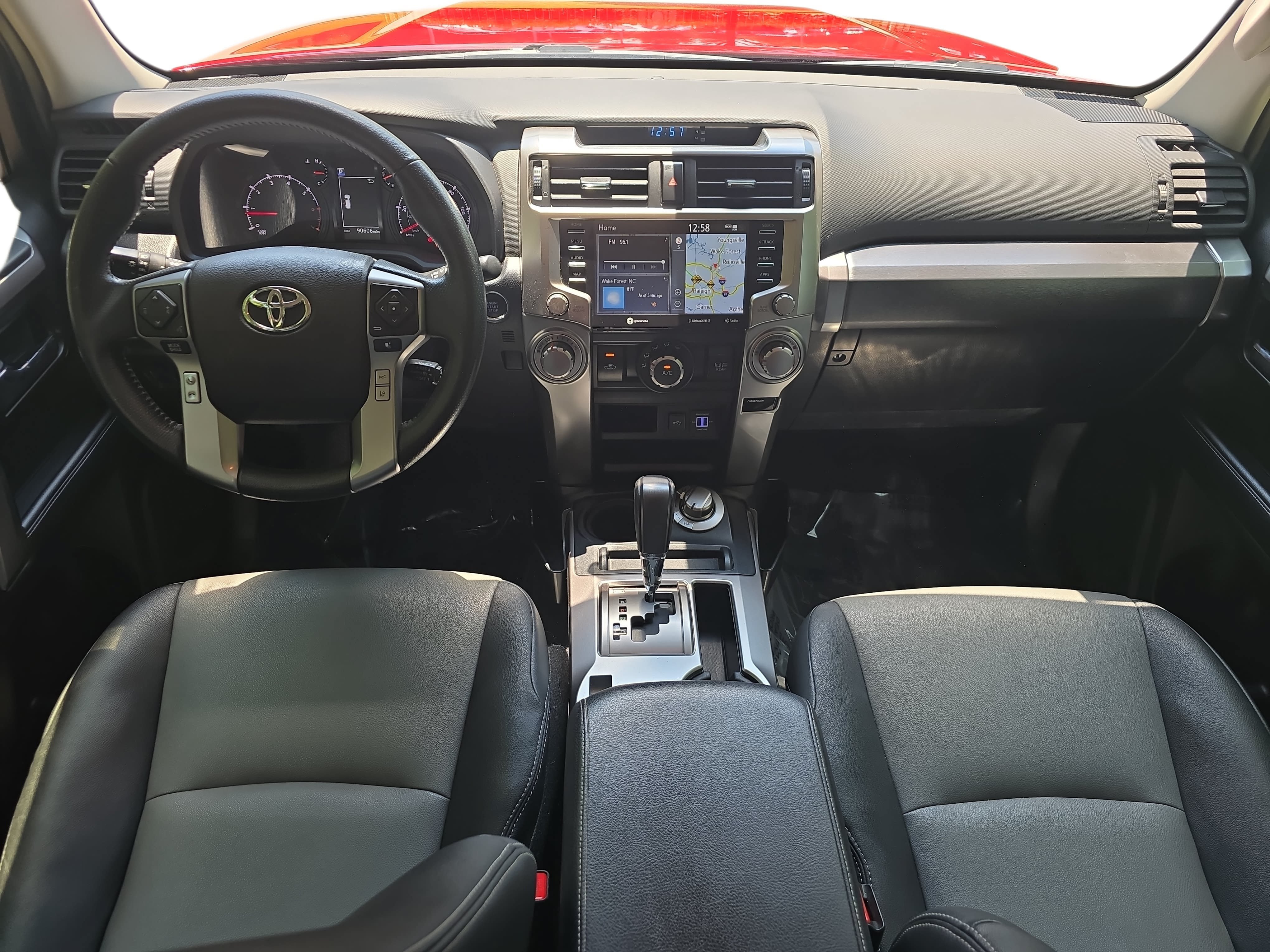 Used 2020 Toyota 4Runner SR5 Premium AWD/4WD image 9