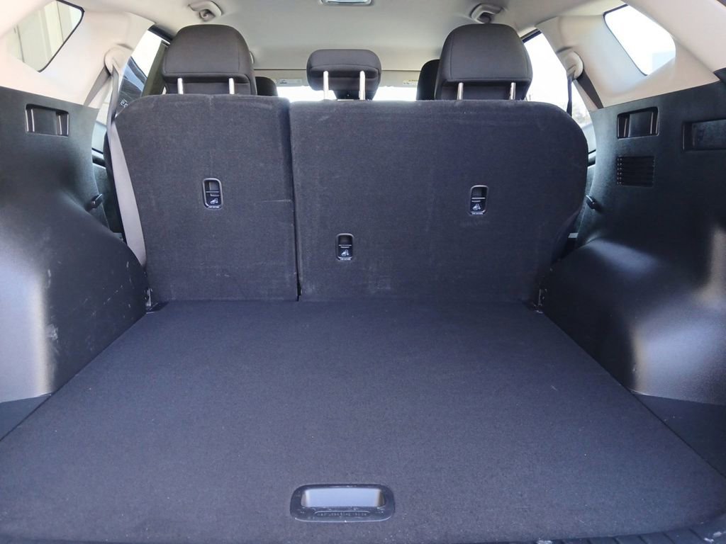 Used 2024 Kia Sportage LX image 16