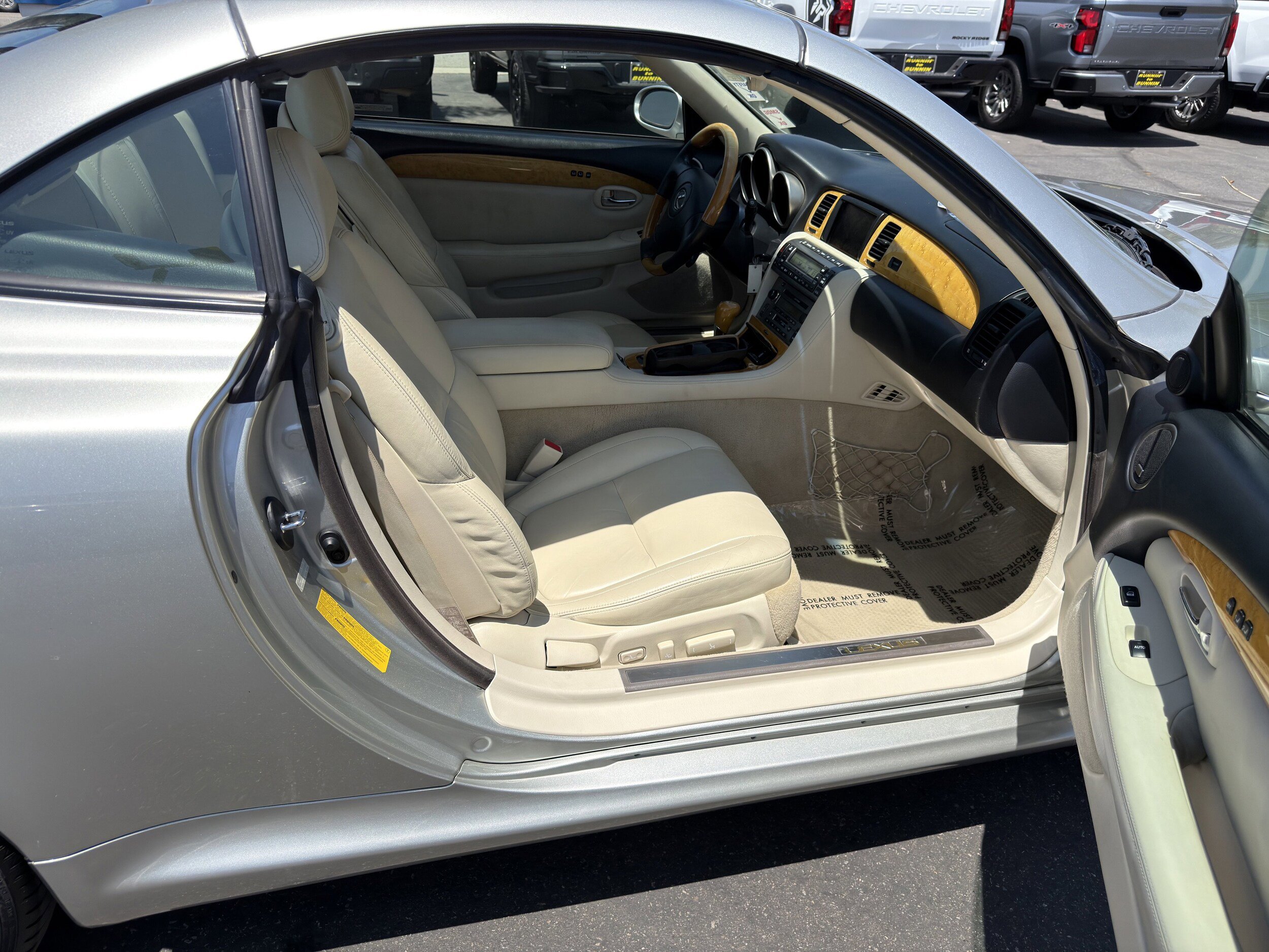 Used 2003 Lexus SC 430 Convertible RWD image 10