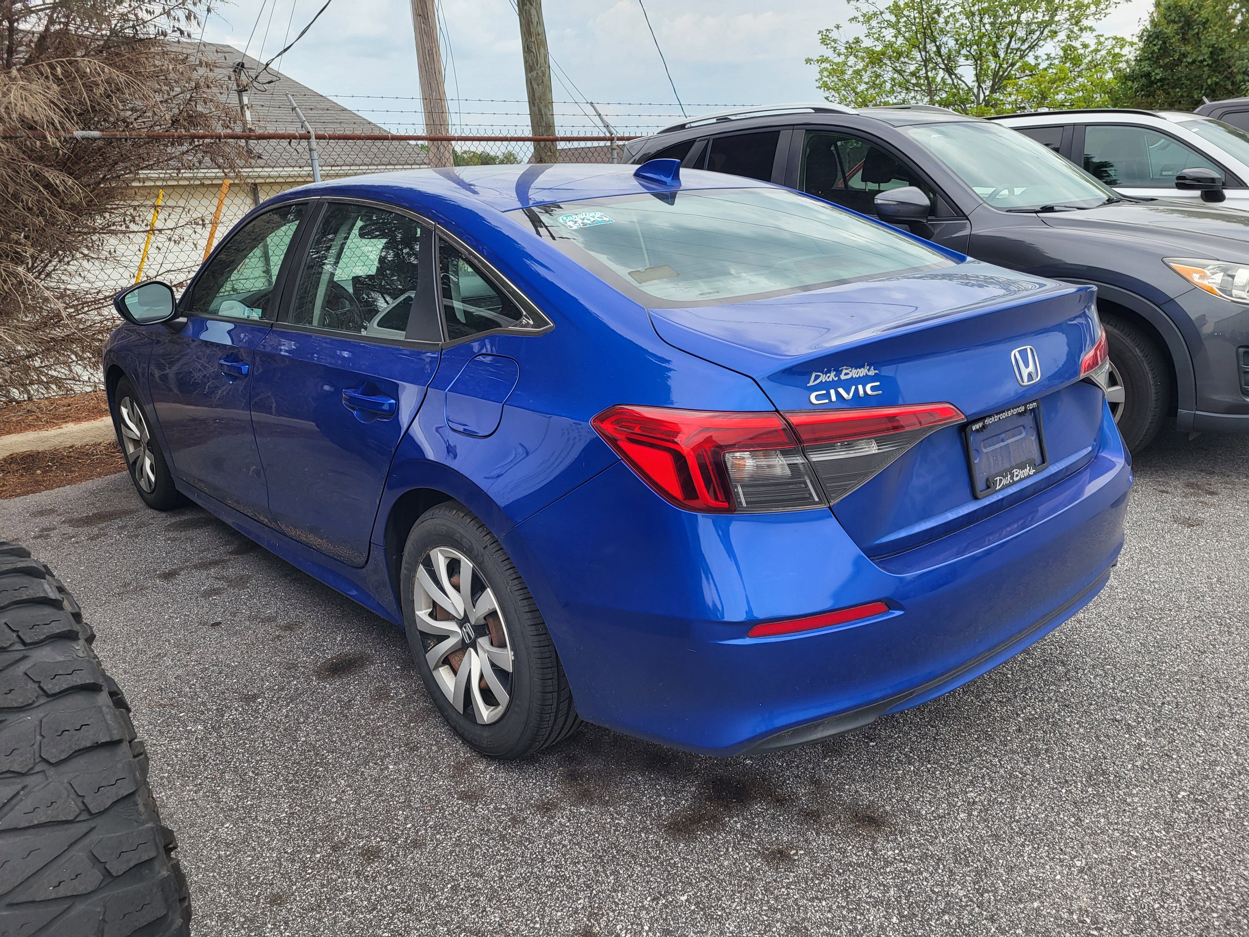 Used 2022 Honda Civic LX image 5