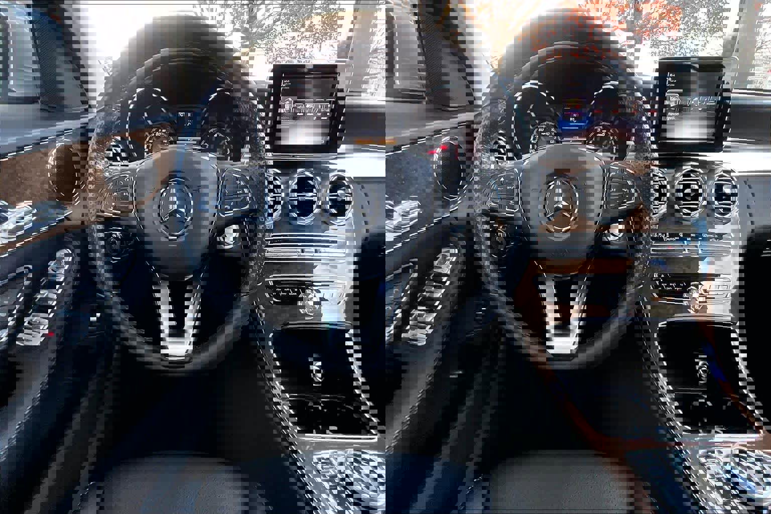 Certified 2017 Mercedes-Benz C 300 Sedan image 5