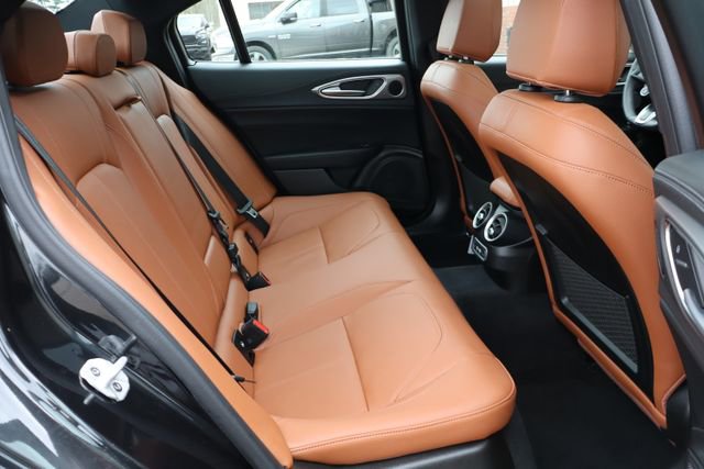 Used 2024 Alfa Romeo Giulia Ti image 40