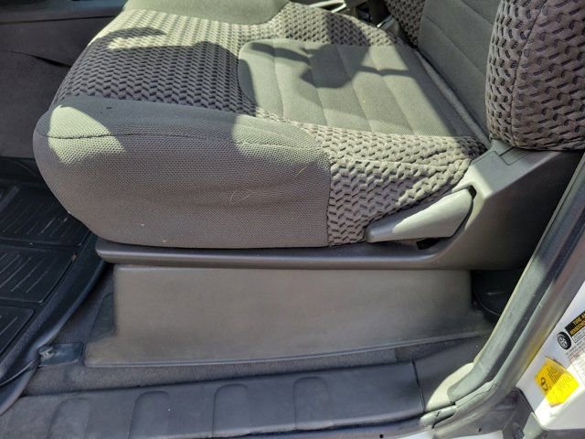 Used 2019 Nissan Frontier SV image 19