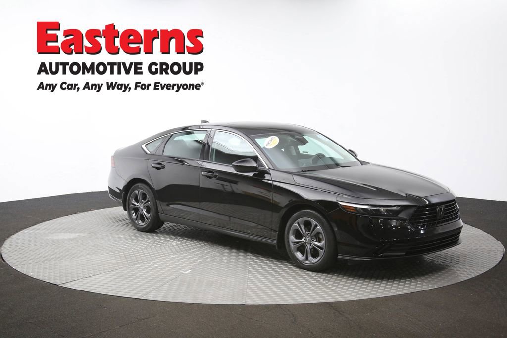 Used 2023 Honda Accord EX image 50