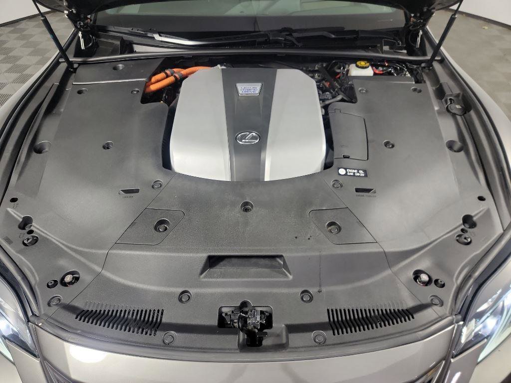 Used 2019 Lexus LS 500h AWD image 16