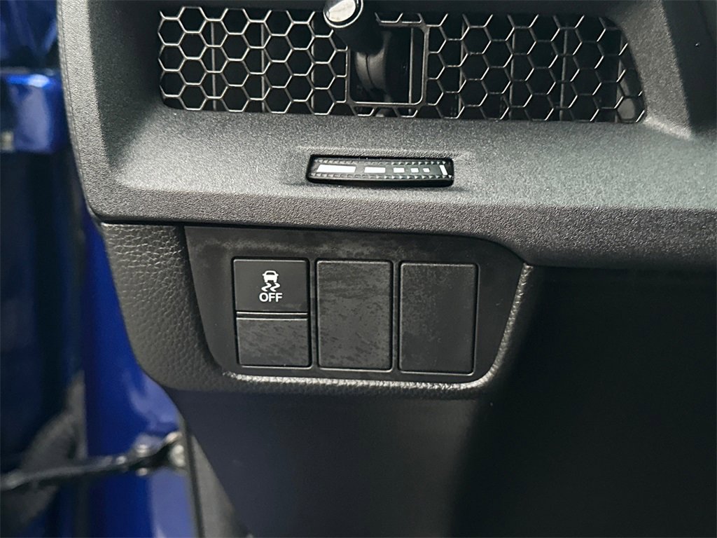 Used 2025 Honda CR-V LX image 18