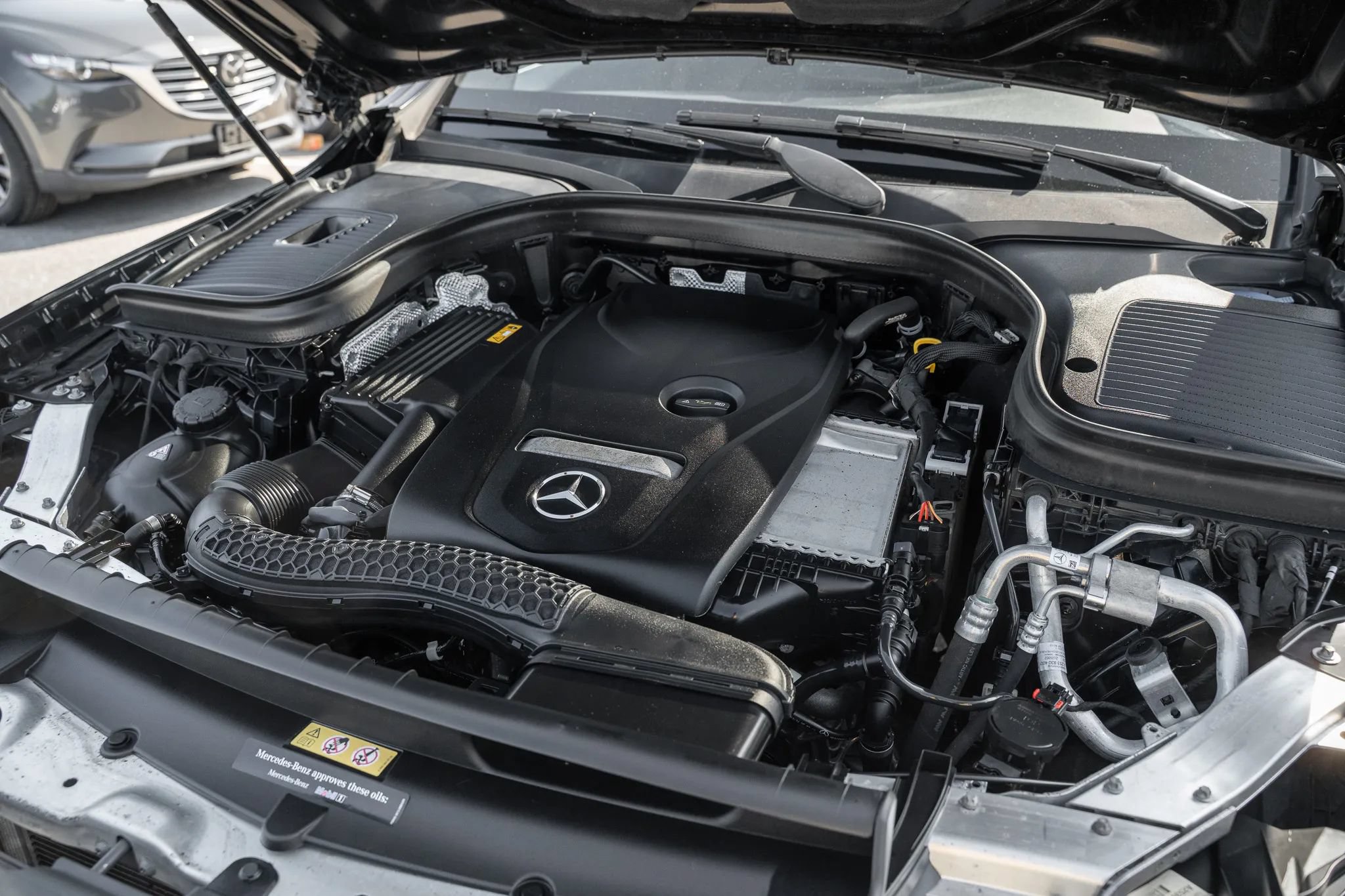 Used 2019 Mercedes-Benz GLC 300 4MATIC w/ Premium Package image 30