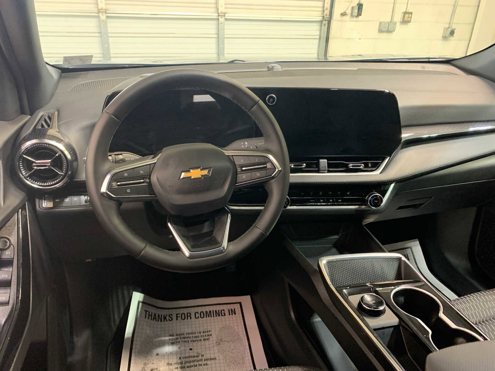 Used 2026 Chevrolet Equinox LT image 4