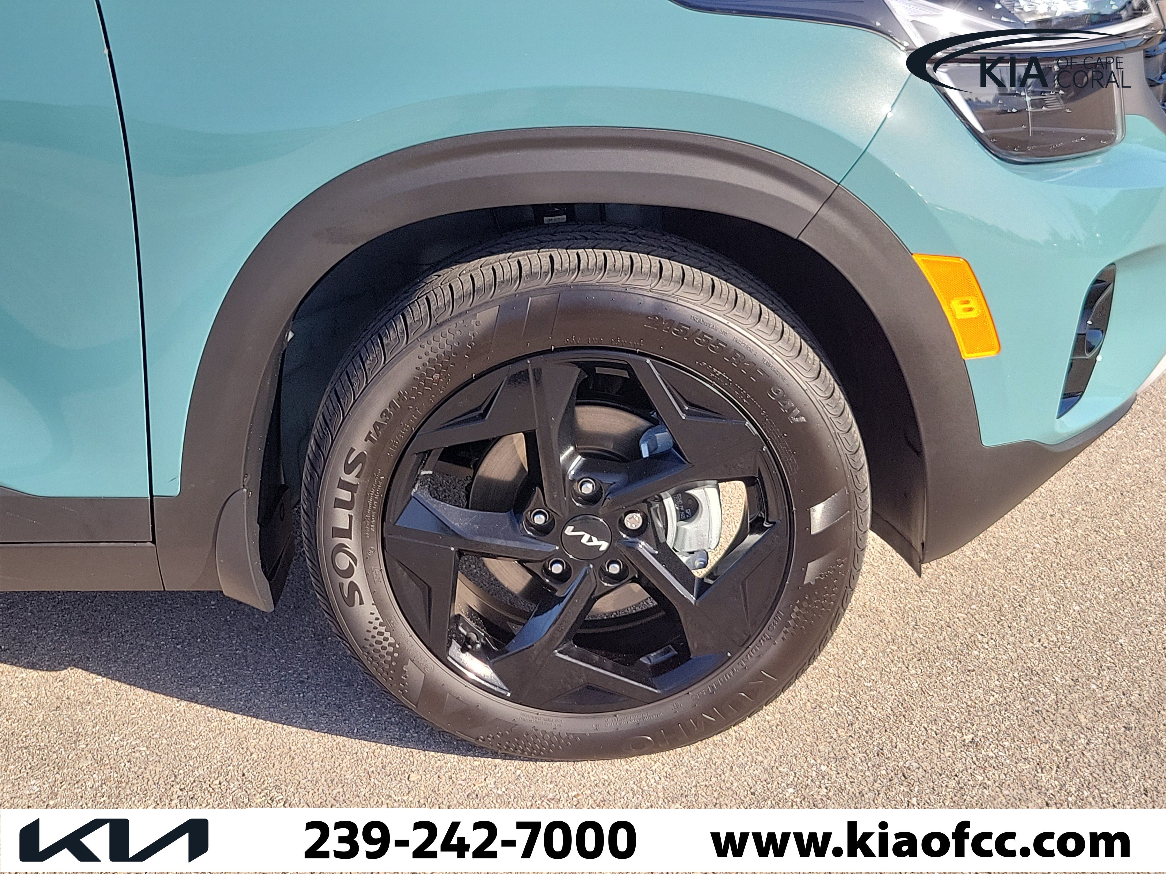 Certified 2026 Kia Seltos EX w/ EX Sunroof Package FWD image 7