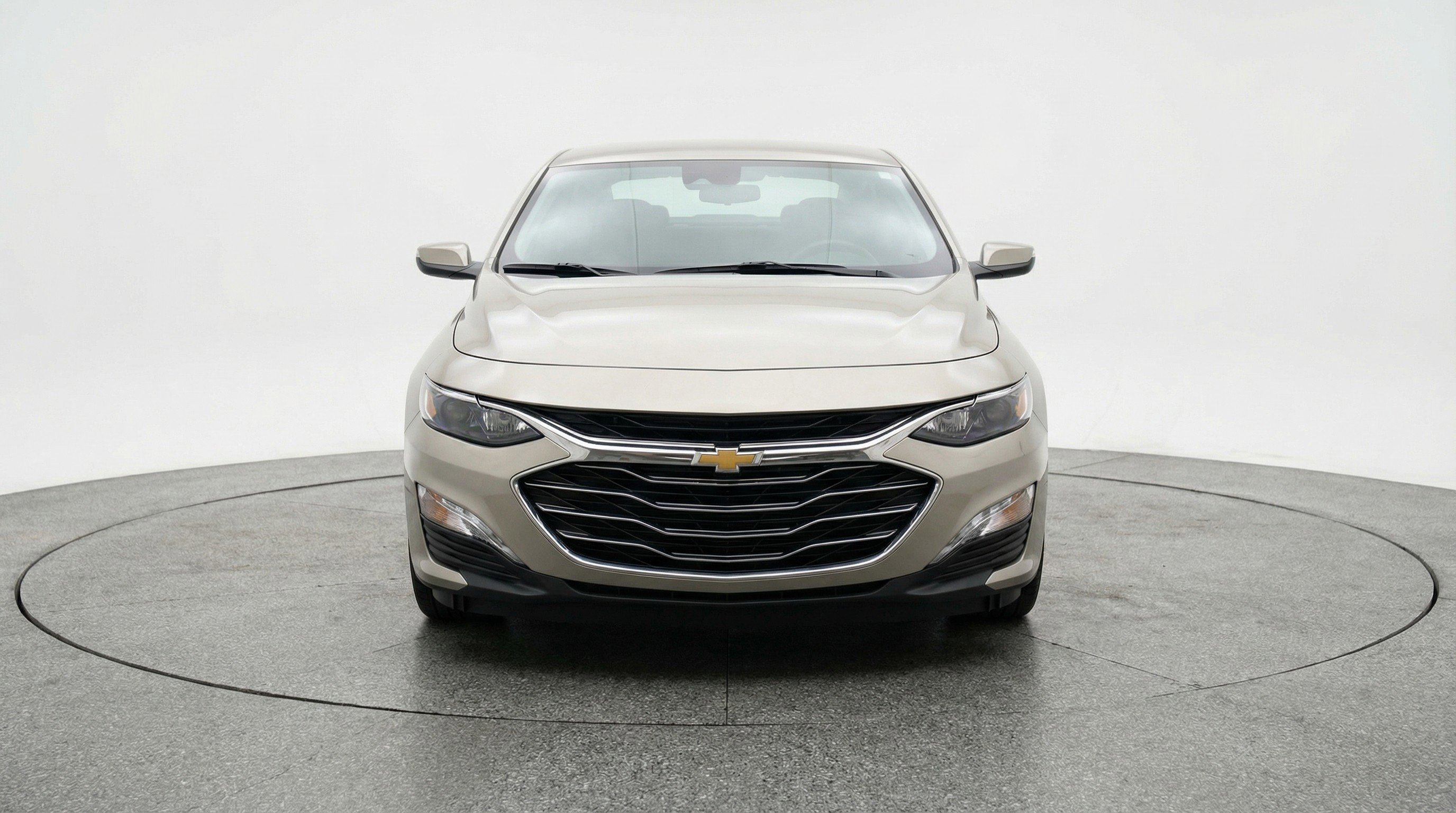 Used 2024 Chevrolet Malibu LT FWD image 2