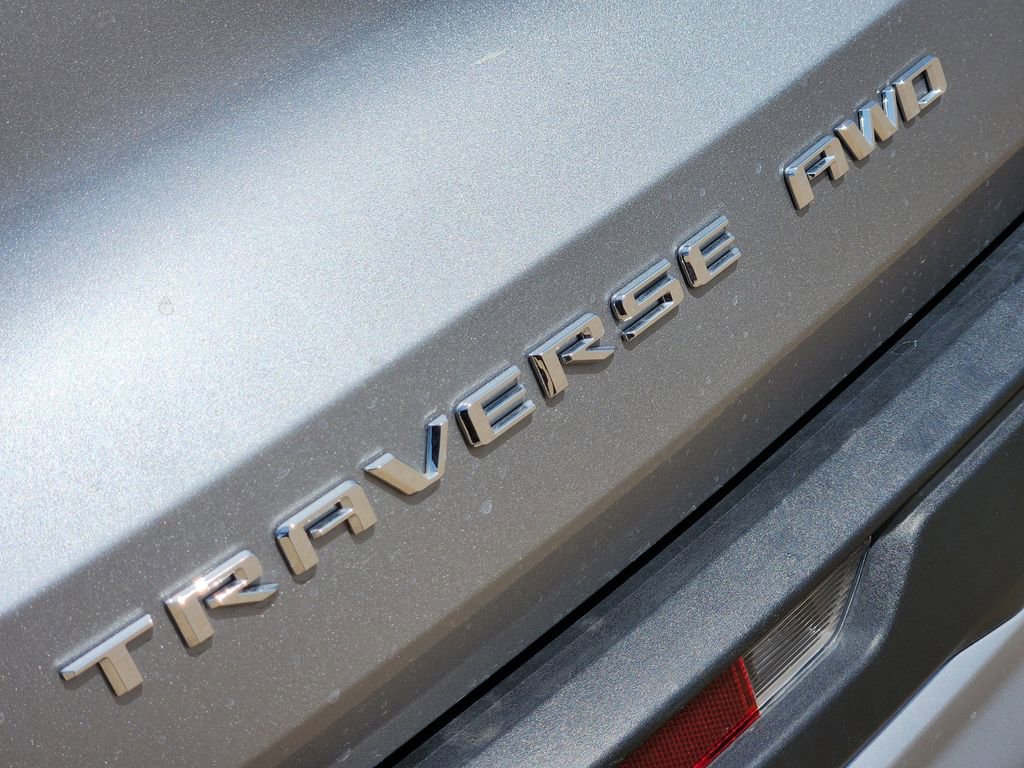 Used 2024 Chevrolet Traverse LT image 14