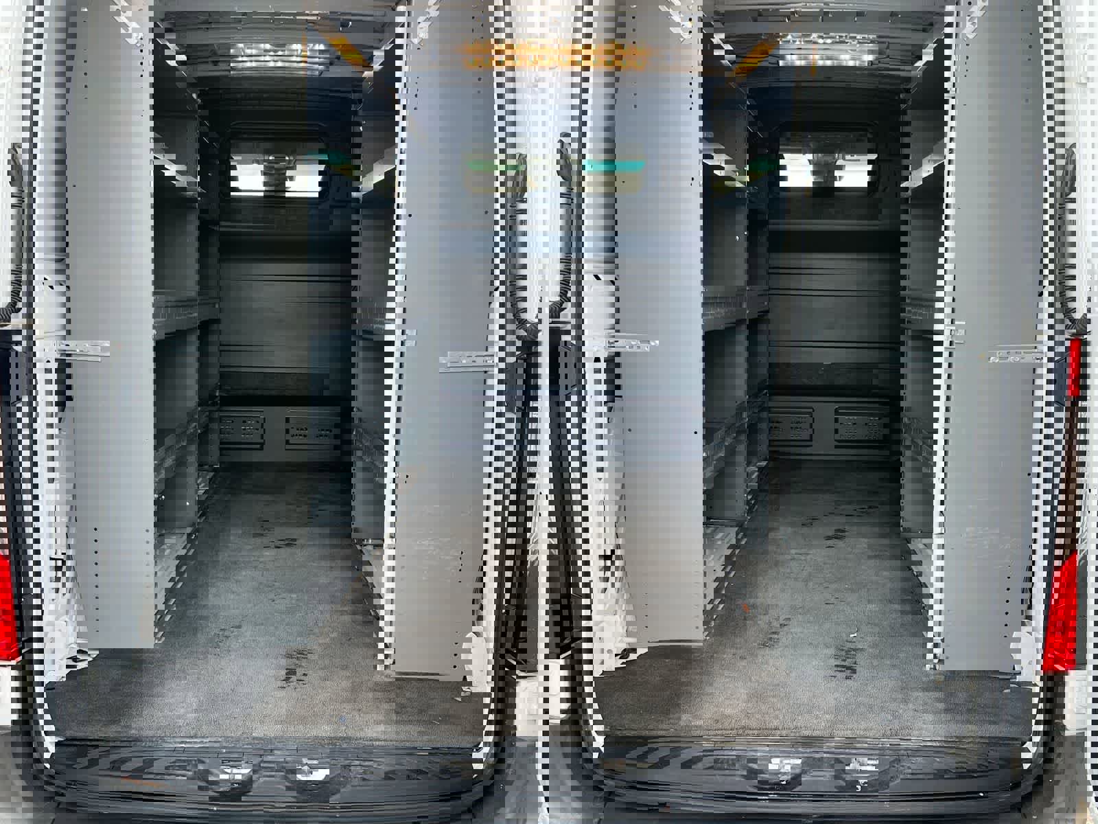 Used 2023 Mercedes-Benz Sprinter 2500 image 27