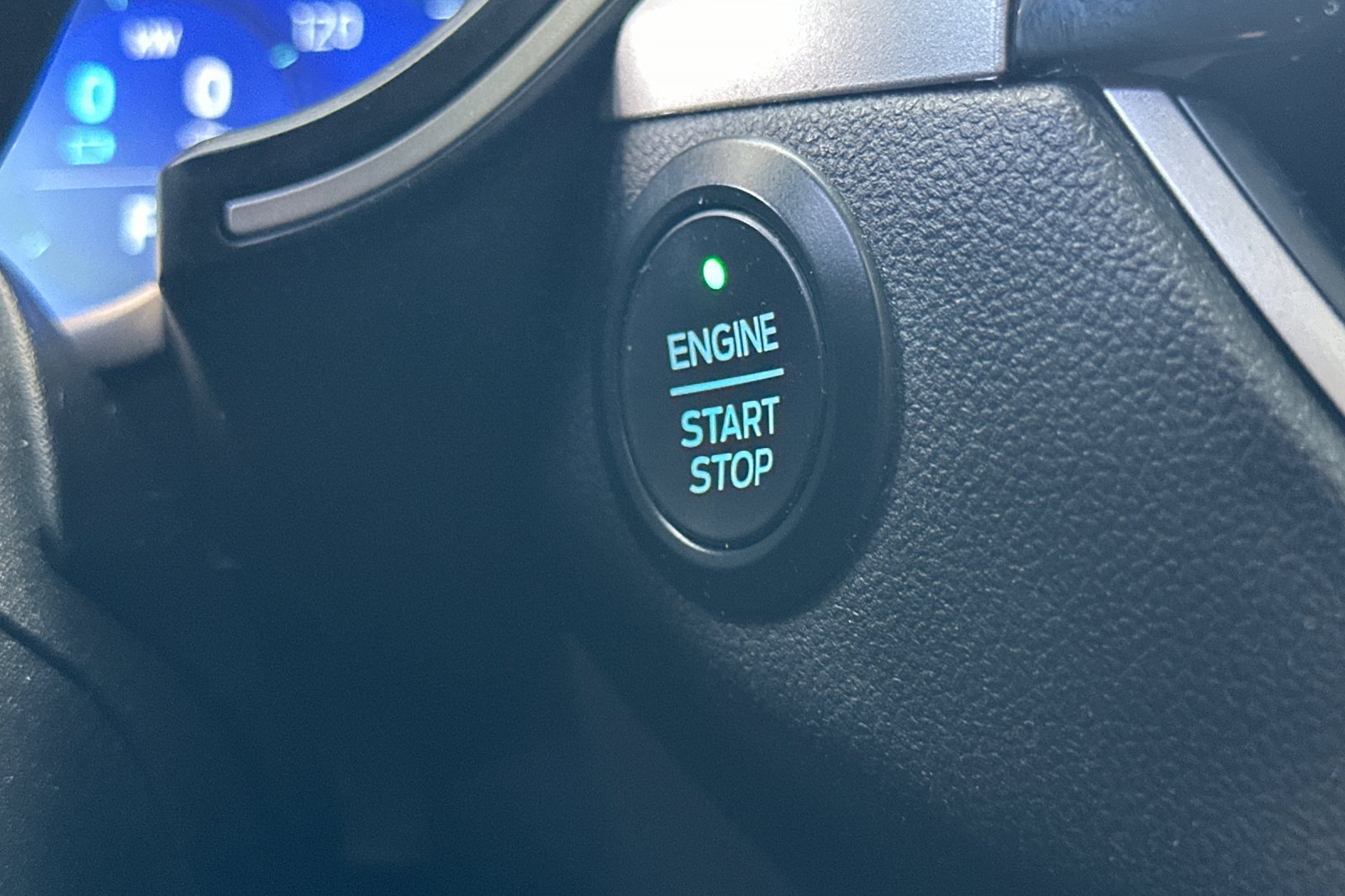 Used 2020 Ford Escape SE Sport AWD/4WD image 24