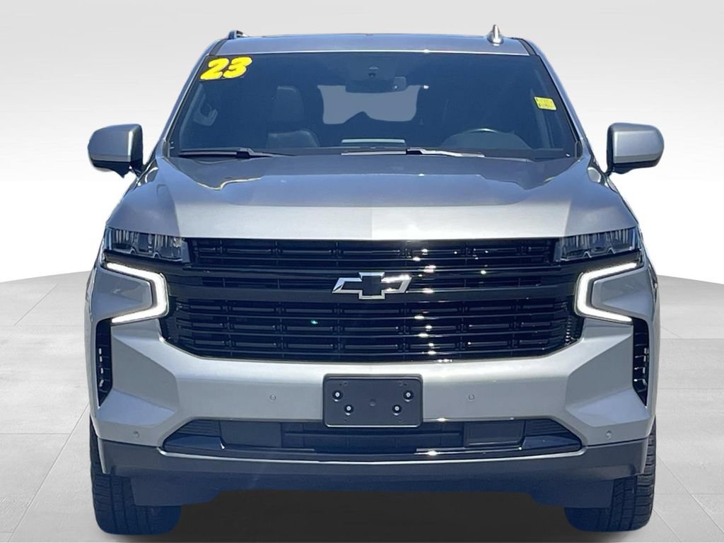 Used 2023 Chevrolet Suburban RST AWD/4WD image 9