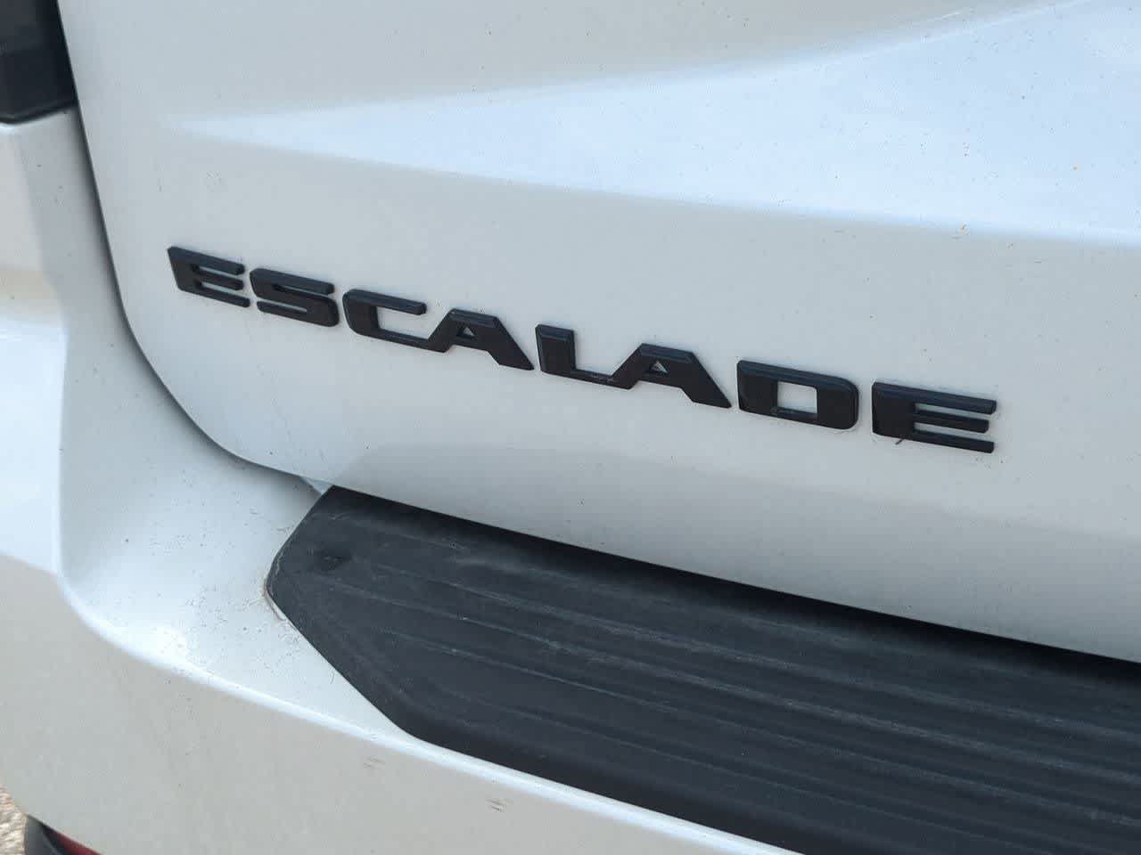 Used 2025 Cadillac Escalade Sport Platinum w/ LPO, ONYX Package AWD/4WD image 12