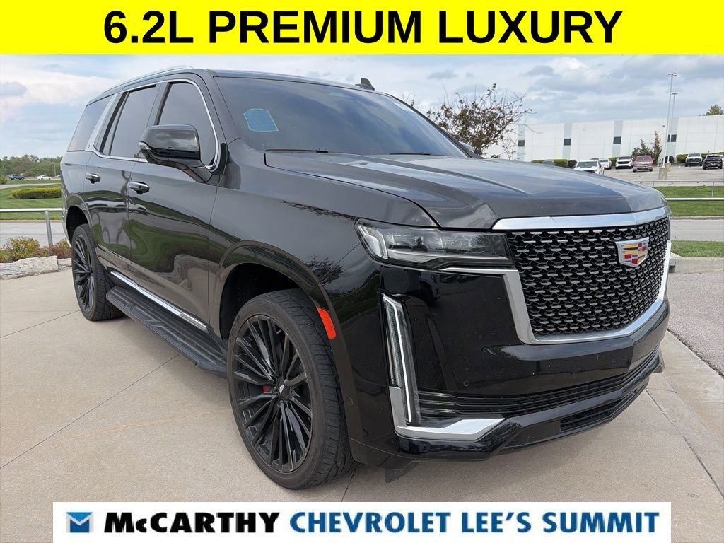 Used 2023 Cadillac Escalade Premium Luxury w/ LPO, Illumination Package AWD/4WD image 2