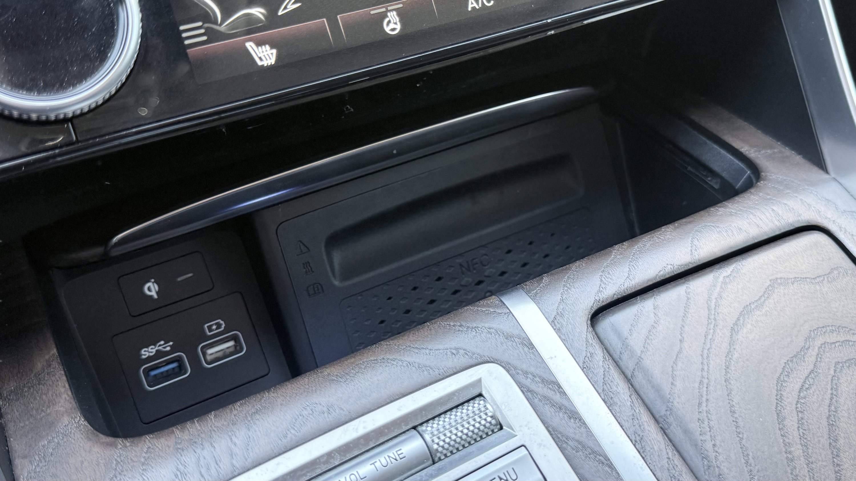 Used 2024 Genesis GV80 2.5T image 59