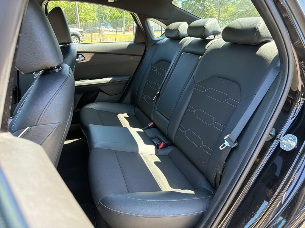 Used 2023 Kia Forte GT-Line w/ GT-Line Premium Package FWD image 20