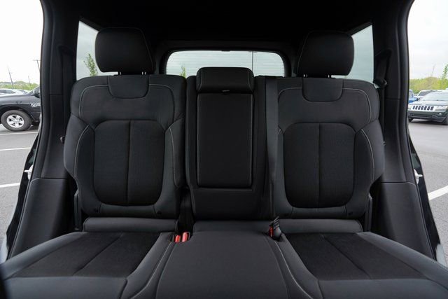 New 2025 Jeep Grand Cherokee Laredo X w/ Luxury Tech Group I image 27