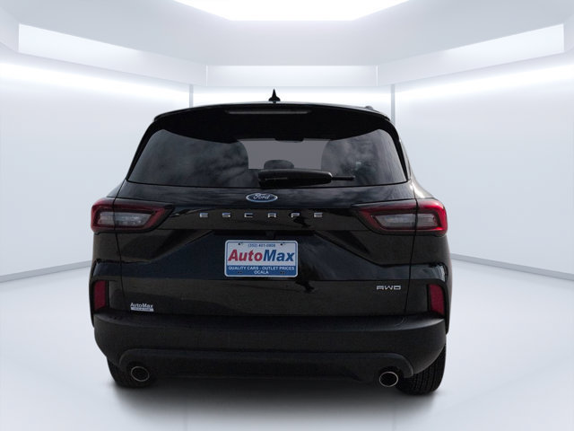 Used 2025 Ford Escape ST-Line Select AWD/4WD image 4