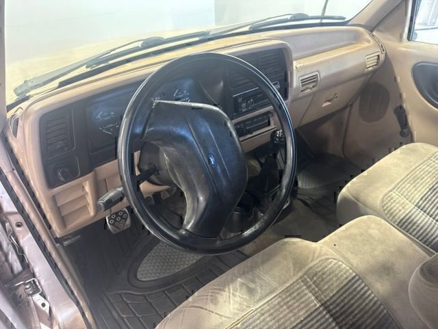 Used 1994 Ford Ranger XL RWD image 13