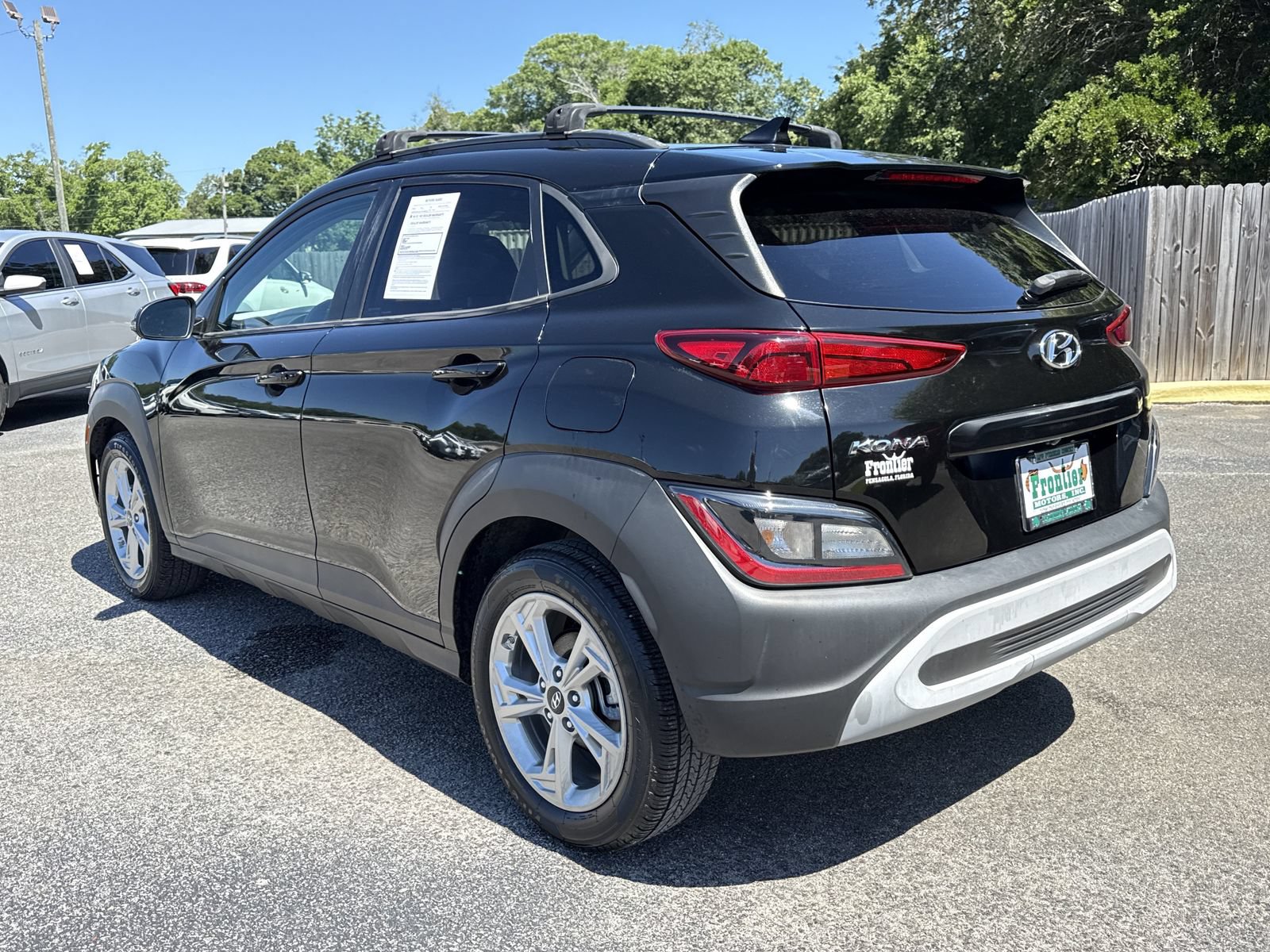 Used 2022 Hyundai Kona SEL FWD image 3