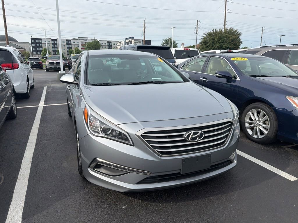 Used 2015 Hyundai Sonata SE FWD image 5