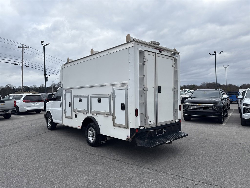 Used 2023 Chevrolet Express 3500 w/ Power Convenience Package image 5
