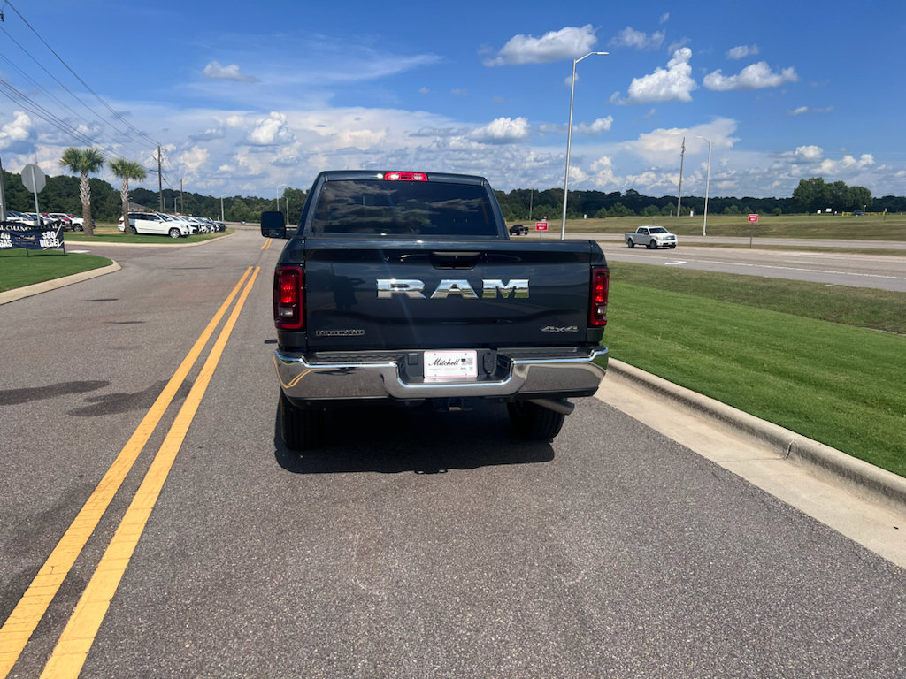 Certified 2026 RAM 2500 Big Horn AWD/4WD image 2