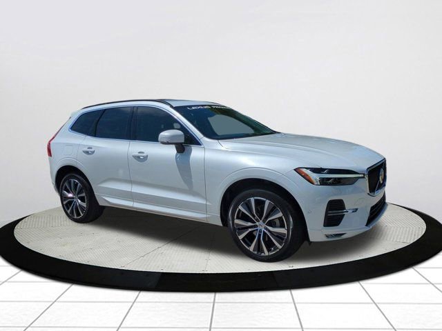 Used 2022 Volvo XC60 B5 Momentum w/ Advanced Package AWD/4WD image 1