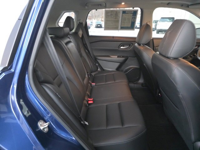 Used 2023 Nissan Rogue SL w/ SL Premium Package image 14