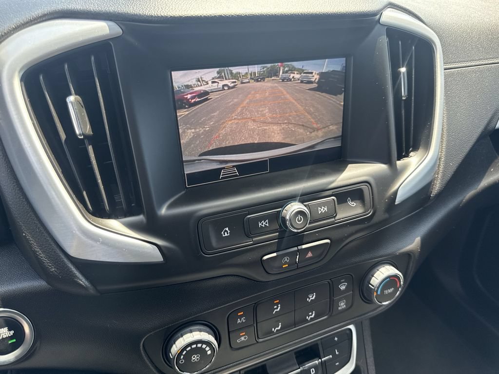 Used 2024 GMC Terrain SLE FWD image 14