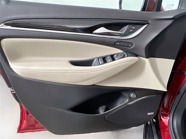 Used 2021 Buick Enclave Premium w/ Sun and Sites Package image 34