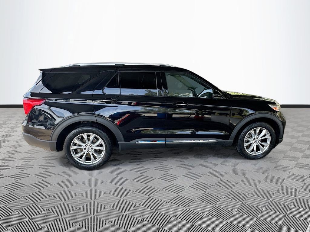Used 2021 Ford Explorer Limited w/ Equipment Group 301A AWD/4WD image 5