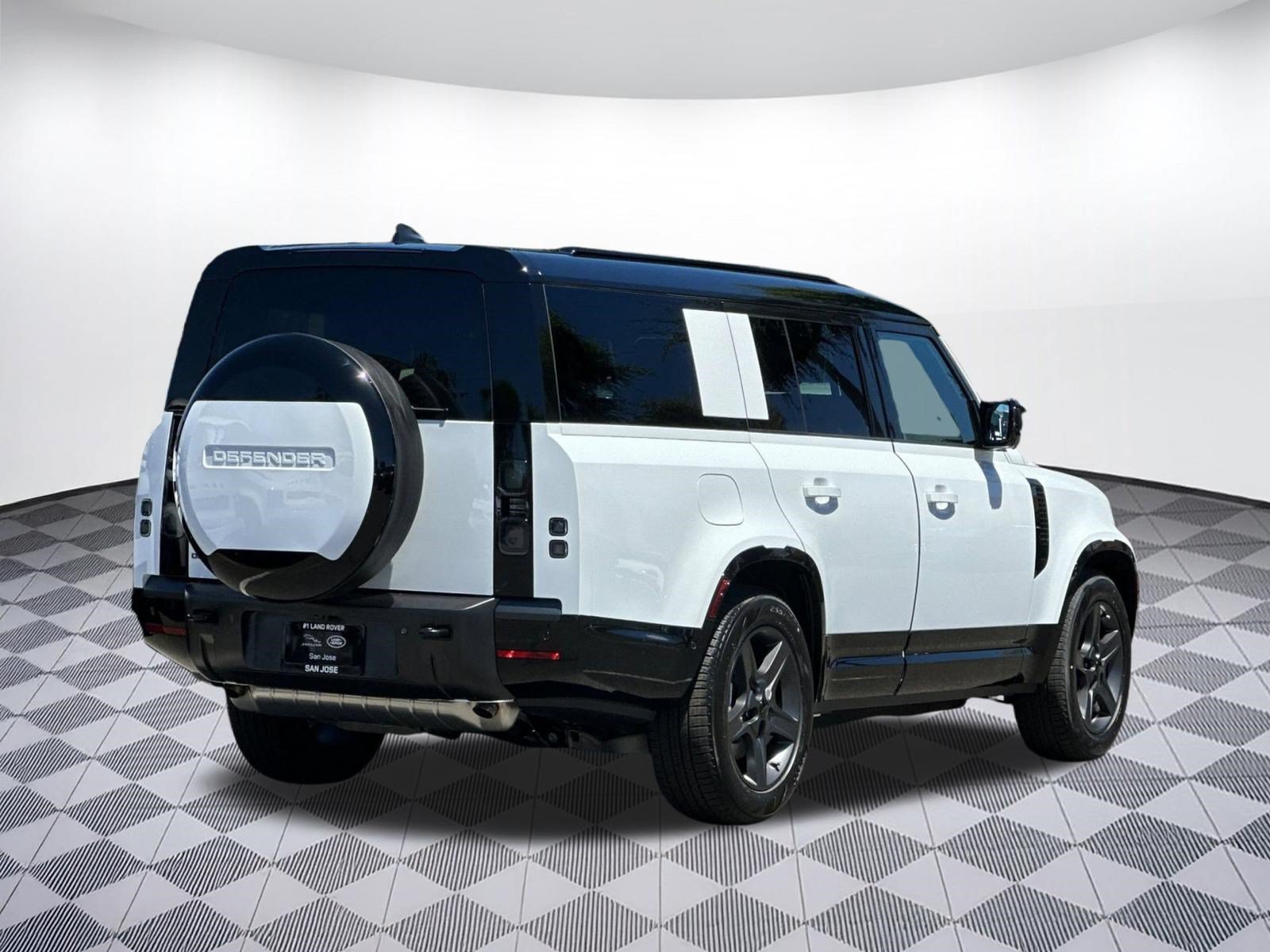 New 2026 Land Rover Defender 130 X-Dynamic SE AWD/4WD image 8