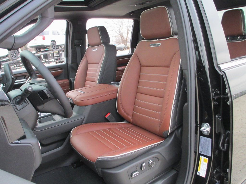 New 2026 GMC Sierra 3500 Denali Ultimate image 12