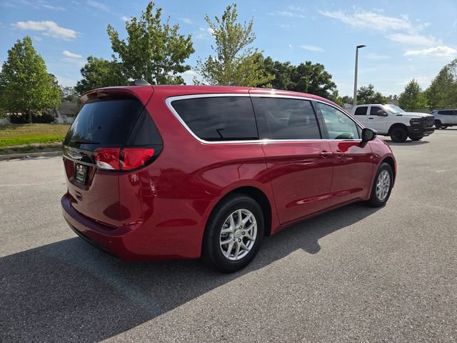 New 2026 Chrysler Voyager LX FWD image 10